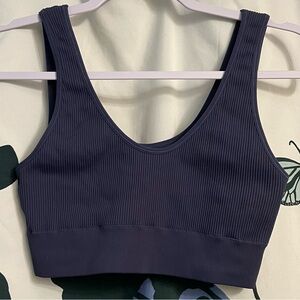 Ribbed sports bra